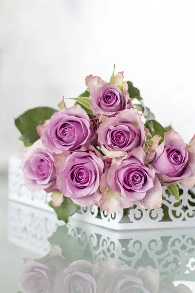 Flores Mesa Hermosa —  Fotos de Stock