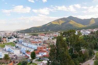 Tunus bir şehir dağda