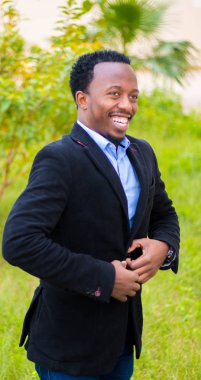 Yakışıklı bir adam niteliğine