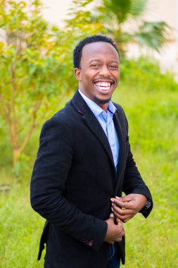 Yakışıklı bir adam niteliğine