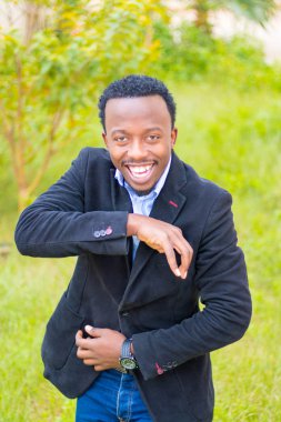 Yakışıklı bir adam niteliğine