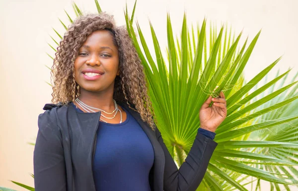 Güzel bir Bayan niteliğine