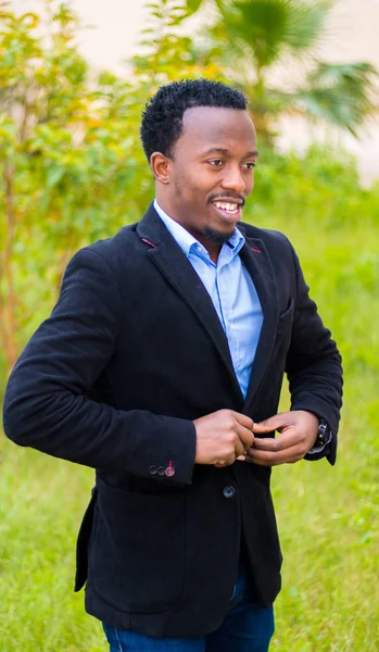 Yakışıklı bir adam niteliğine