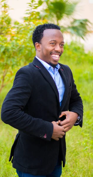 Yakışıklı bir adam niteliğine