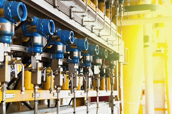 Petrol ve gaz işleminde, con için Gönder sinyal basıncı verici