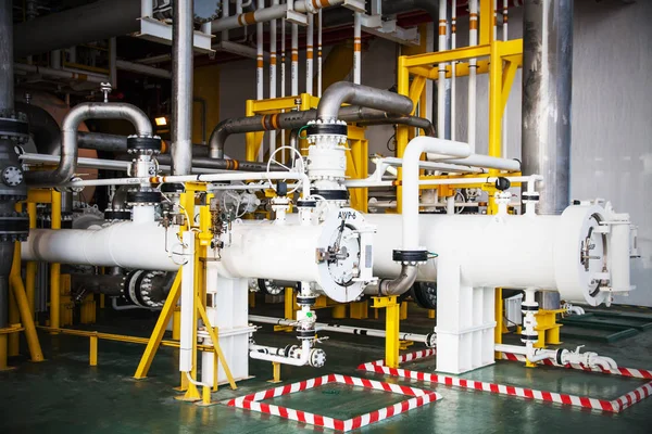 Valve and pipe line in oil and gas — Stock Photo, Image