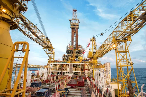 Offshore-olieplatform boren platform/Offshore-olieplatform boren pla — Stockfoto