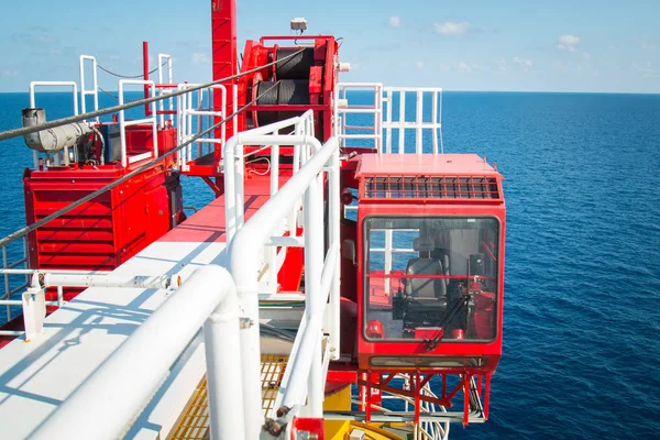 Cabine de controle de guindaste, guindaste pedestal, cabo de aço no pr — Fotografia de Stock