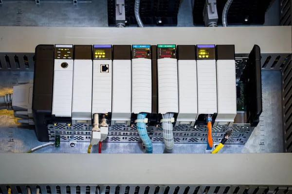 Controlador Lógico Programable Del Plc Esta Imagen Muestra Conexión Del —  Fotos de Stock