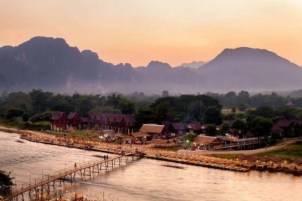 Чудовий Присмерк Річки Сун Ванвіенг Лаос — стокове фото