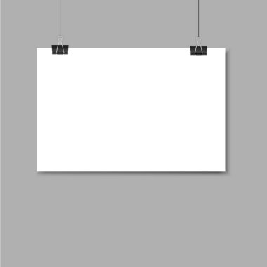 Boş kağıt çerçeve mockup ataş ile gri arka plan üzerinde asılı. Raster vektör dosyanın kopyasını.