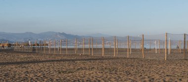 Plajın kumları sporda