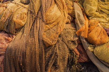 Birkaç balık ağlarına bir yığın görünümünü kapat