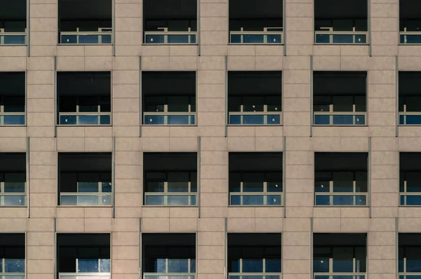 Städtisches Wohnhaus Frontansicht Nahaufnahme — Stockfoto