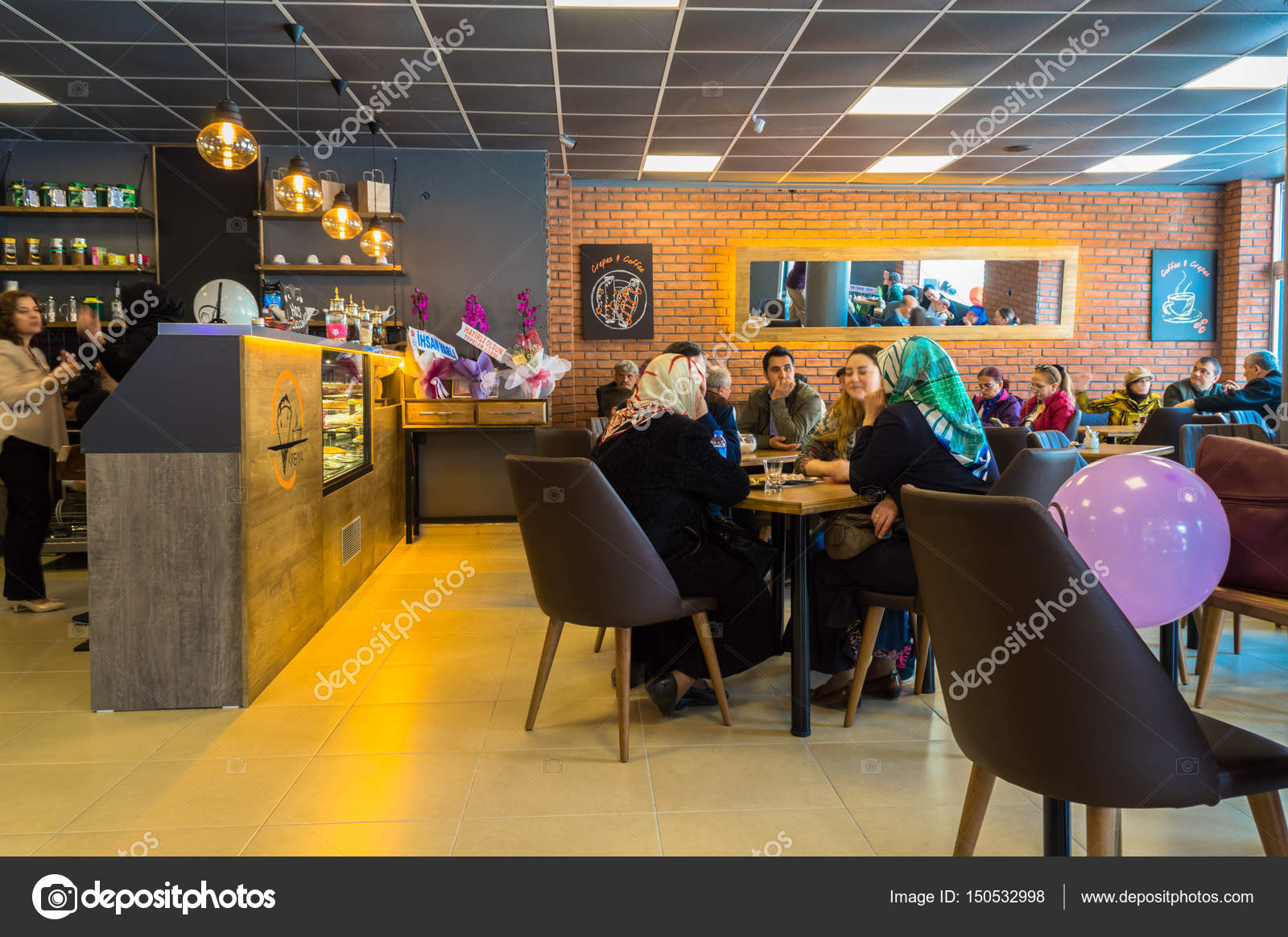 Eskisehir Icinde Ikinci El Satilik Cafe Lokanta Isyeri Masa