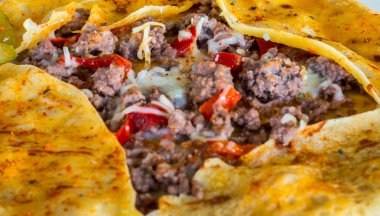 Lezzetli bir krep etli closeup 