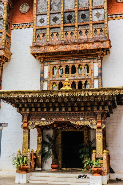 Templo Punakha Dzong (Pungthang Dechen Phodrang Dzong Palacio de la Gran Felicidad), Bután. — Foto de Stock