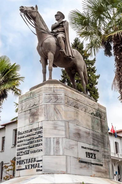 Bursa Turquie Août 2019 Statue Commémorative Bronze Mustafa Kemal Ataturk — Photo