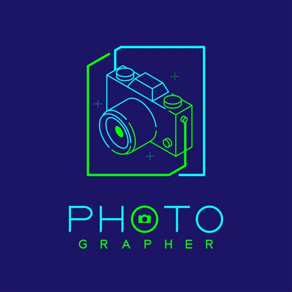 3Dアイソメトリックフォトグラファーのロゴアイコンアウトライン首ストラップから作られた写真フレームのストローク写真家のテキストとコピースペースと濃い青の背景に隔離されたカメラのデザインイラスト ベクトルEps — ストックベクタ