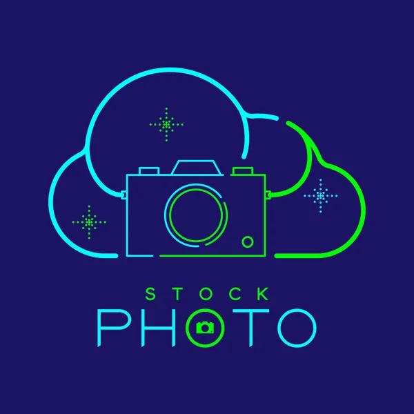 Boyun Kayışı Kamera Tasarımı Illüstrasyonundan Yapılmış Bulut Çerçevesinde Fotoğraf Logosu — Stok Vektör