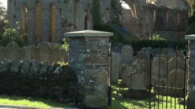 Gri Abbey mezarlık yakınındaki Kuzey İrlanda Newtownards Ortaçağ manastır kalıntıları