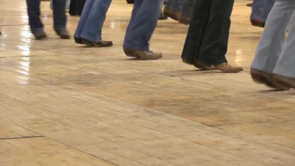 Cowboy danse country line dance lors d'un événement folklorique, style USA — Video