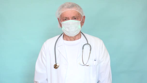 Symbolická Scéna Stárnoucího Lékaře Panice Strachu Biohazardní Epidemie Koronaviru Covid — Stock video