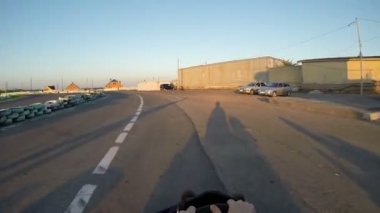 bitiş çizgisinde racer geldi