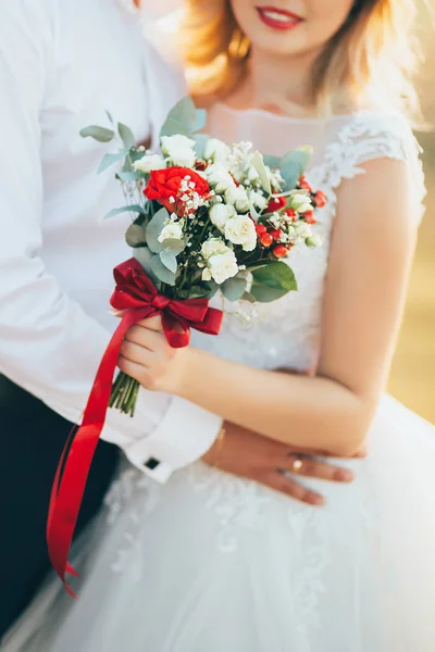 Brautstrauß aus Blumen — Stockfoto