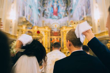 Gelin ve damat Kilisesi 