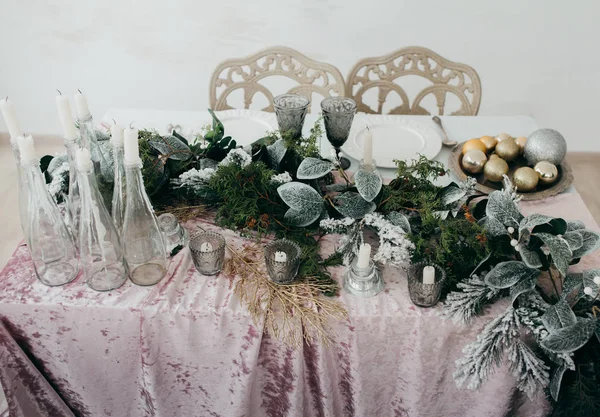 Schöne Weihnachtsdekoration Auf Dem Tisch — Stockfoto