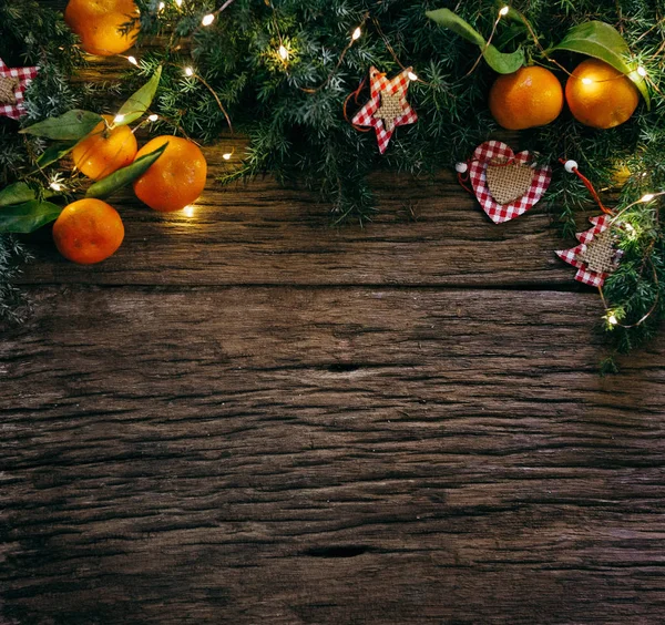 Fondo Madera Navidad Con Abeto Naranjas Decoración —  Fotos de Stock