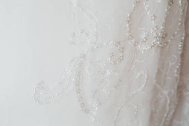 elbise doku düğün, yakın çekim