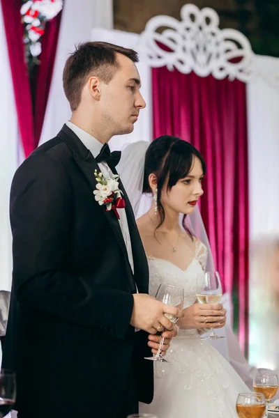 Husband Wife Wedding Banquet Table — Stock Photo, Image