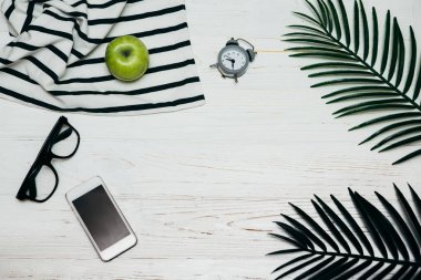 Yaşam tarzı sabah kavramı masada