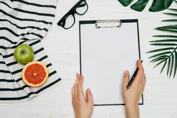 Weibliche Handschrift Text Notizblock Lebensstil Oder Geschäftskonzept — Stockfoto