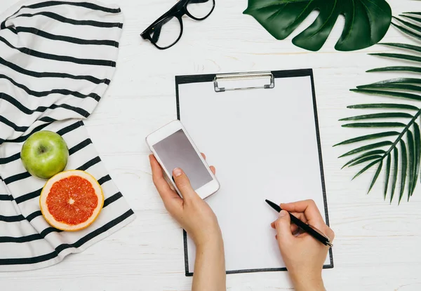 Weibliche Handschrift Text Notizblock Lebensstil Oder Geschäftskonzept — Stockfoto