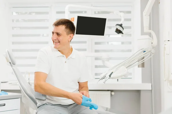 Man Dentist His Working Place — Stock Photo, Image