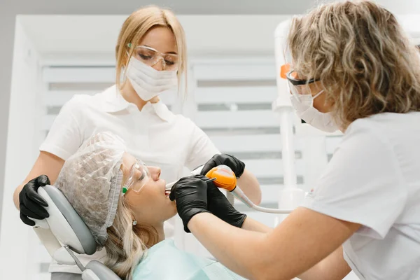 Dental Doctors Examining Patient Dentists Working — Stock Photo, Image