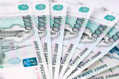 Bin-Rublesi banknotlar, bir yığın para yayıldı. Rus c