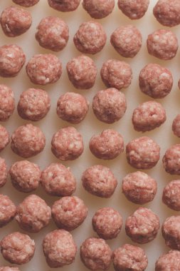 köfte yakın çekim. Üstten Görünüm. çorba köfte ve makarna hazırlık