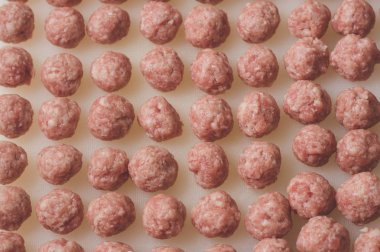 köfte yakın çekim. Üstten Görünüm. çorba köfte ve makarna hazırlık