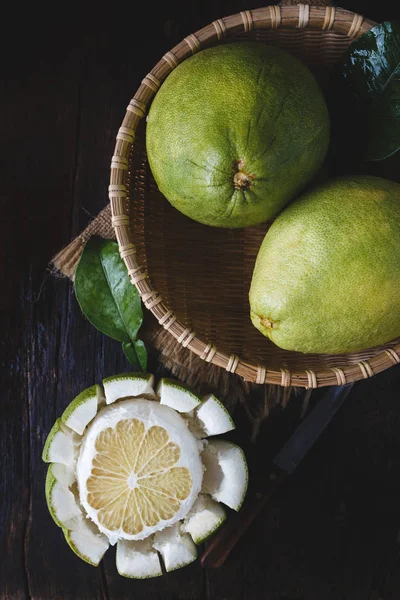 Yeşil Pomelos. Viet Nam meyvelerden — Stok fotoğraf