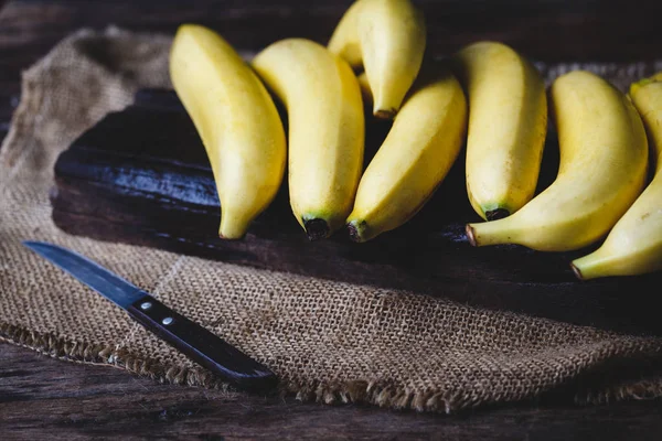 Friss sárga banán — Stock Fotó