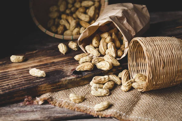 Amendoins cozidos frescos — Fotografia de Stock