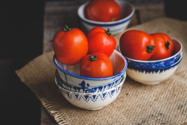 Taze olgun domatesler 