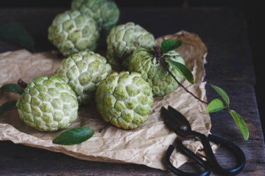 Taze krema elma meyve