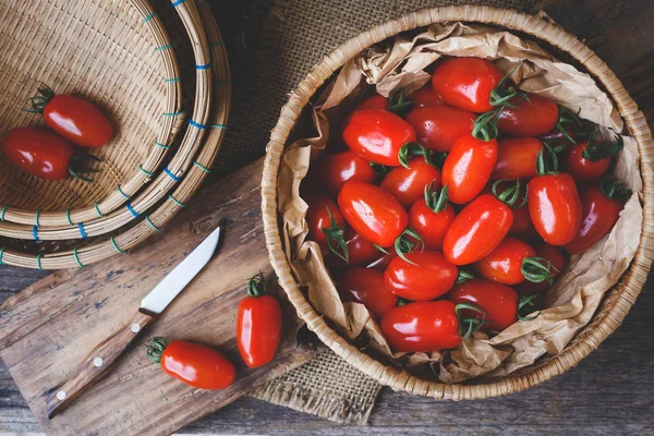 Pflaumen Tomaten Kirschtomaten — Stockfoto