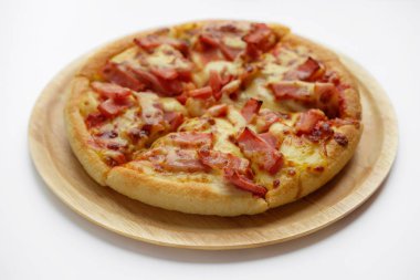 Closeup Hawai pizza.