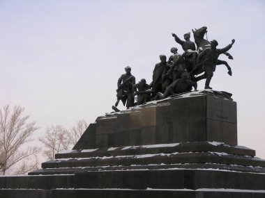 Samara Chapayev anıt